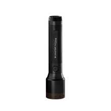 Senter Isi Ulang LED Xtreme Tahan Air Ledlenser P6R Core 900lm